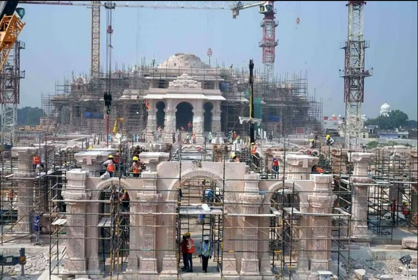 रामोत्सव 2024: PM Modi के आगमन पर Ayodhya को त्रेतायुगीन वैभव से सजाया जा रहा है, जानें तैयारी का विस्तृत आयोजन