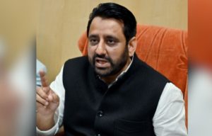 वक्फ बोर्ड भर्ती मामले में ED की चार्जशीट, Amanatullah Khan और तीन सहयोगियों के खिलाफ मुश्किलें बढ़ सकती