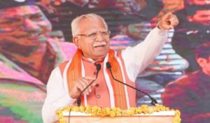 Haryana: CM और गीता मनीषी स्वामी ज्ञानानंद ने आयोजित नैतिकता सम्मेलन में अफसरों को नैतिकता का पाठ पढ़ाया