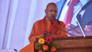 Gorakhpur समाचार: आज CM Yogi Adityanath 1150 महिलाओं को देंगे मुफ्त सिलाई मशीन, महोत्सव कार्यक्रम में शिरकत